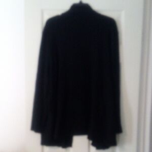 AVENUE  Black Sweater - 26/28